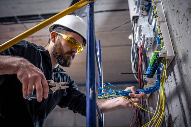 Best Electrical Contractors for Businesses  in Village Of Four Seasons, MO