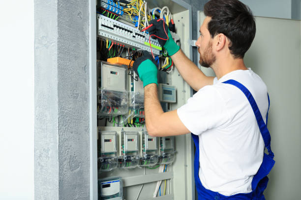 Best Affordable Electrician  in Village Of Four Seasons, MO